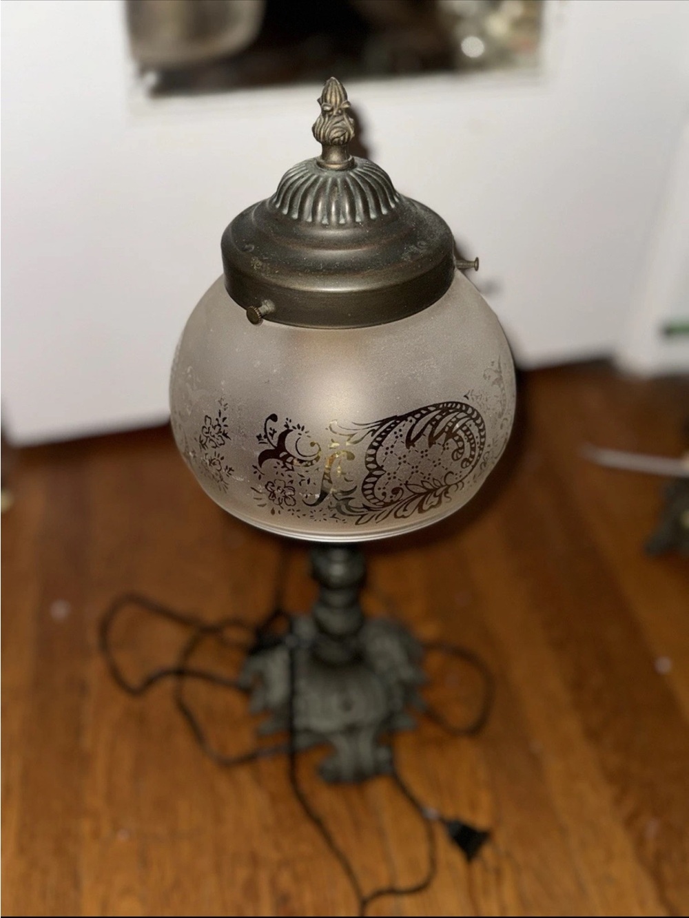 Antique-Style Frosted Glass Table Lamp with Ornate Metal Base - Bronze Finish